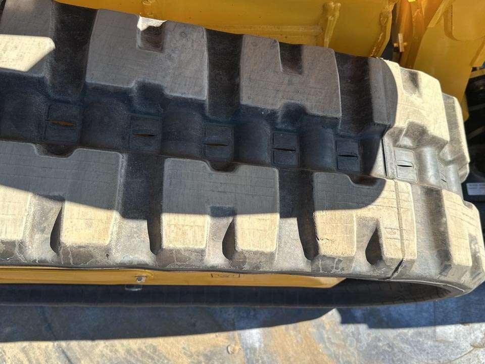 Gehl RT135 Photo 5