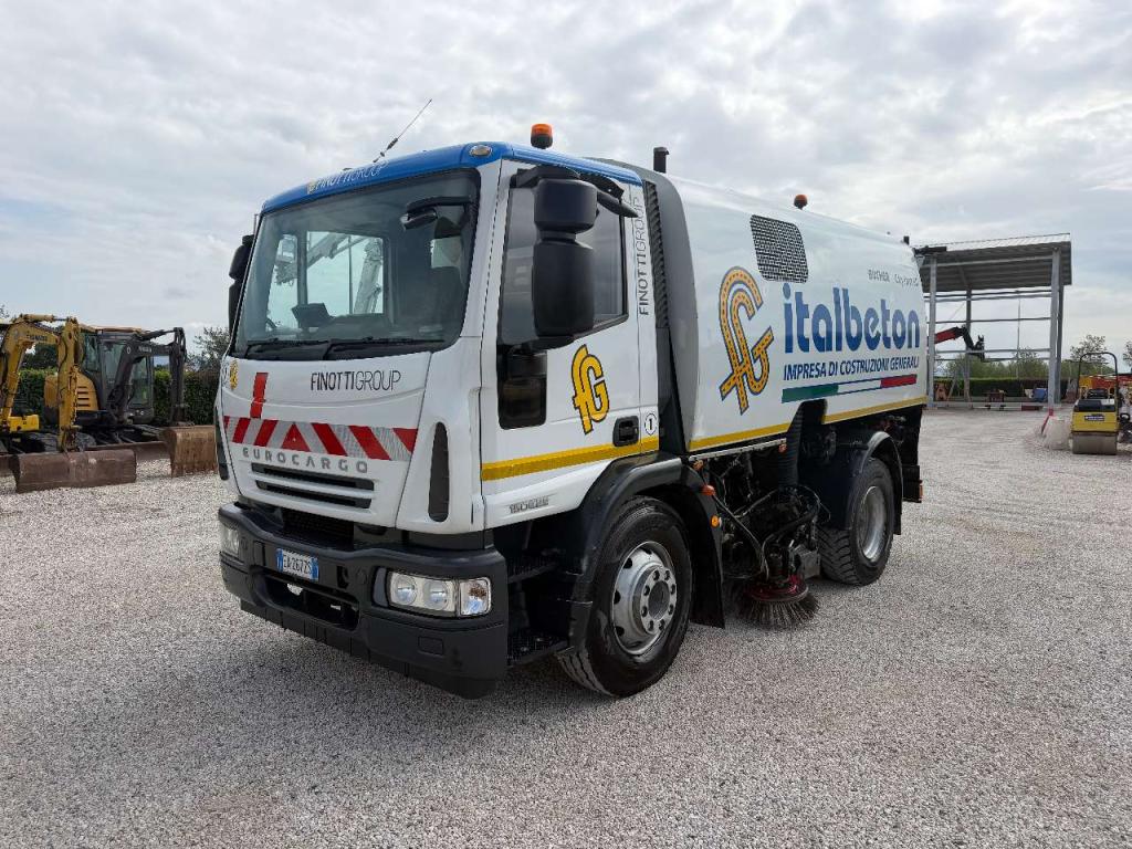 Iveco EUROCARGO 150E22 Photo 3