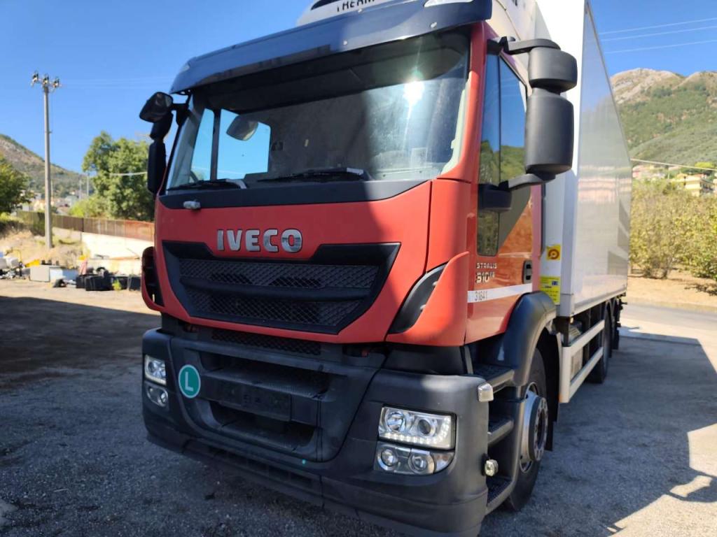 Iveco STRALIS HI-STREET 260S31 Photo 16