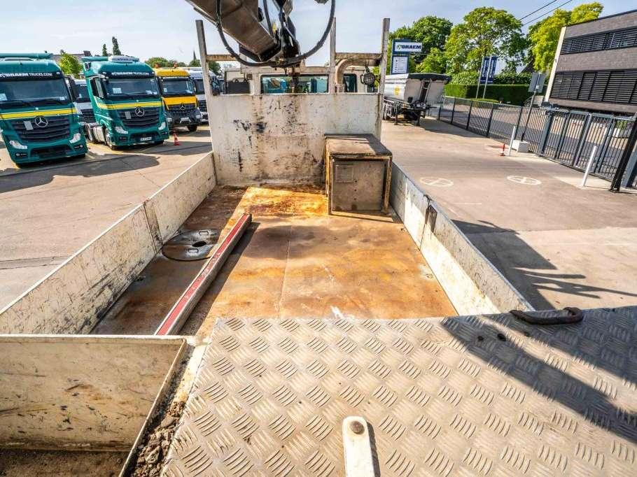 Man TGS 33.400 BB - HIAB 377 E-5 HIPRO Photo 12