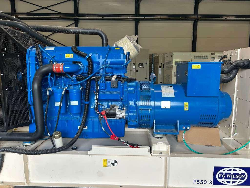 FG Wilson P550-3 - 550 kVA Open Genset - DPX-16020-O Photo 6