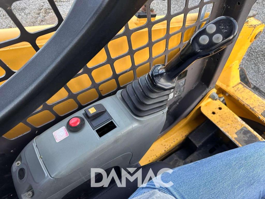 Komatsu CK20 Photo 13