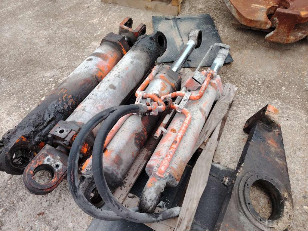 Fiat Hitachi FR220.2 Photo 13