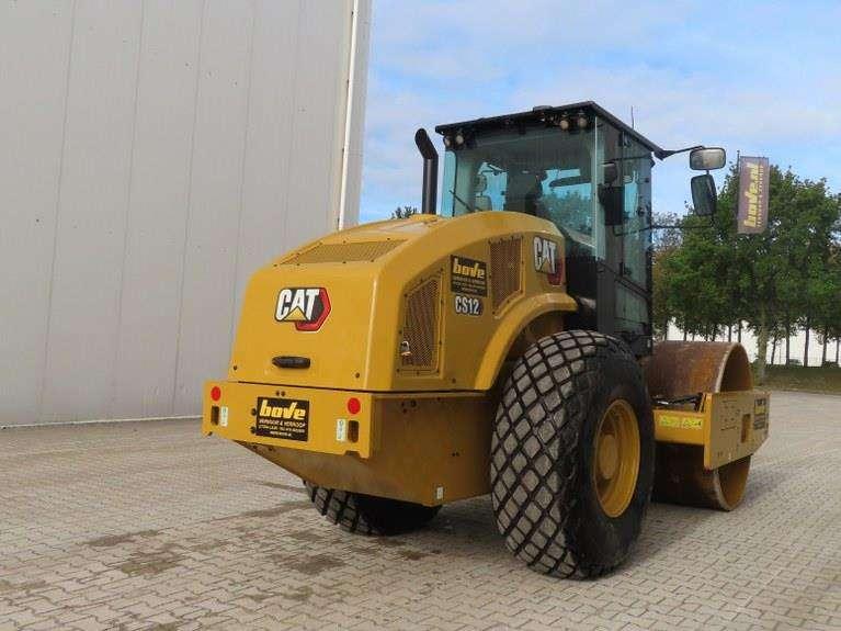 Caterpillar CS12 Photo 2