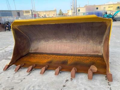 Komatsu WA320 en vente par Emme Service Srl
