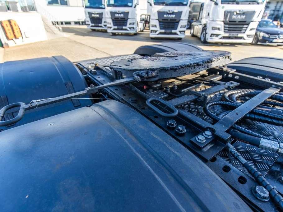 Mercedes-Benz ACTROS 3363 LS - 40.000 KM Photo 11
