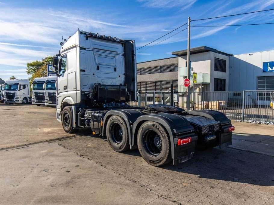 Mercedes-Benz ACTROS 3363 LS - 40.000 KM Photo 3