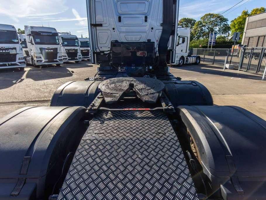 Mercedes-Benz ACTROS 3363 LS - 40.000 KM Photo 9