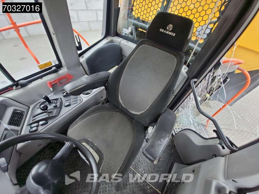 Volvo A60 H Full Service History - CE Photo 29