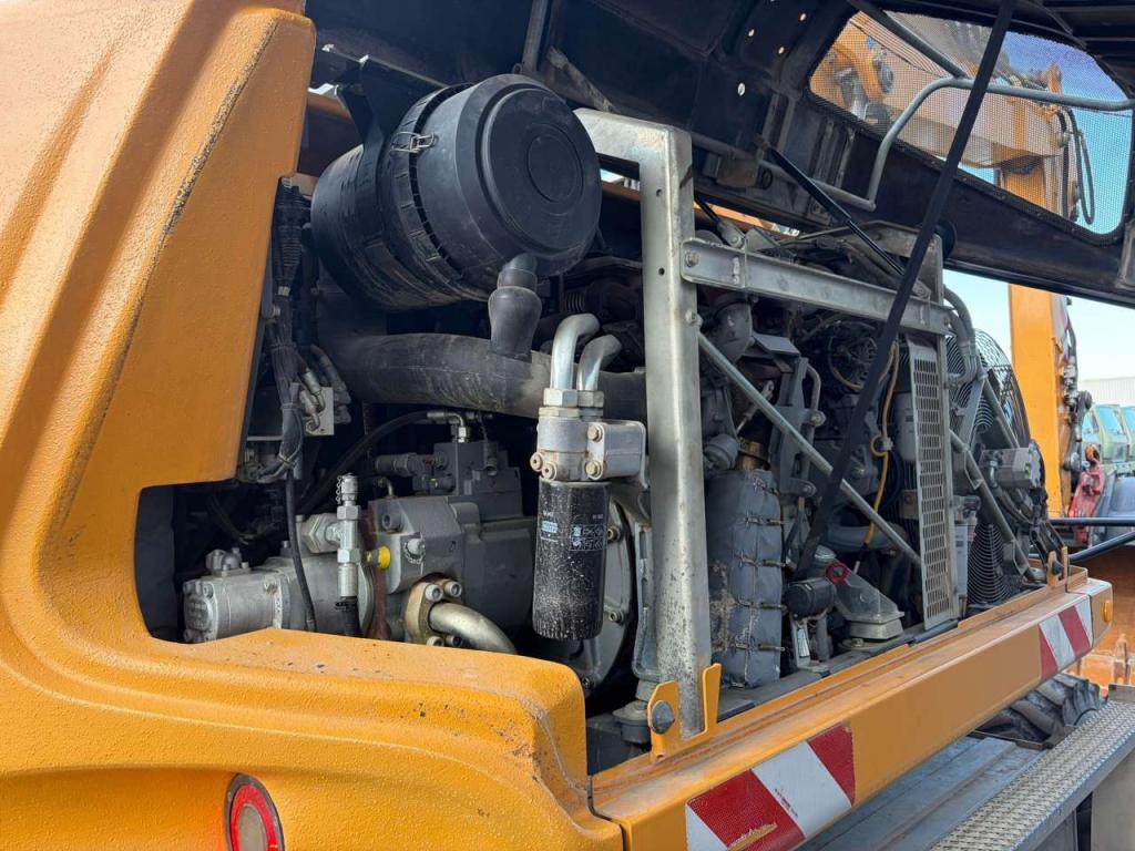 Liebherr A918 Compact Litronic Photo 27