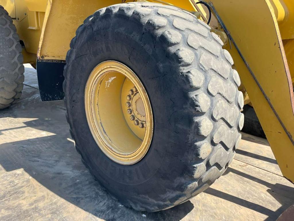 Caterpillar 938F Photo 13