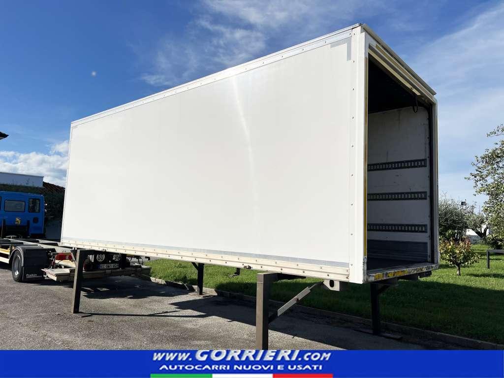 Iveco EUROCARGO 120-250P Photo 11