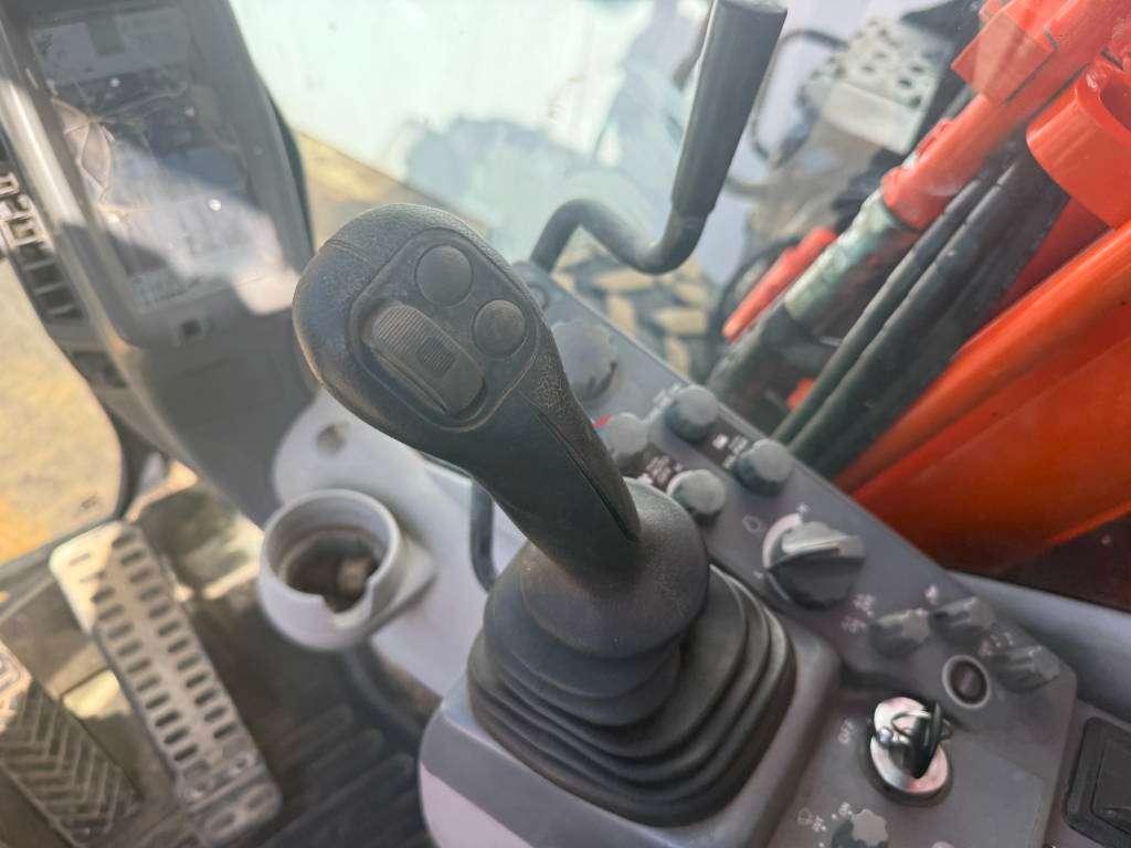 Hitachi ZX170W-5B - Blade / Triple Boom / Auto Greasing Photo 11