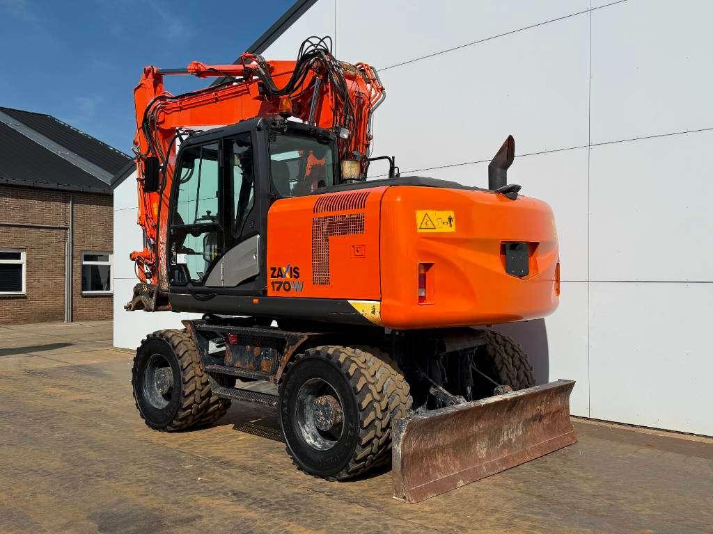 Hitachi ZX170W-5B - Blade / Triple Boom / Auto Greasing Photo 3