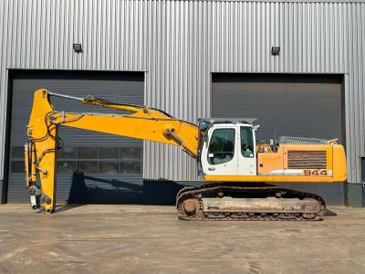 Liebherr R944C en vente par Big Machinery