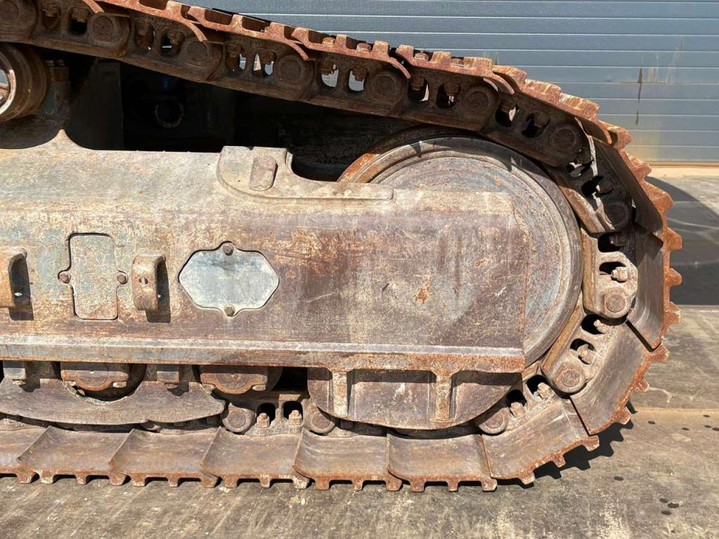 Liebherr R944C Photo 11
