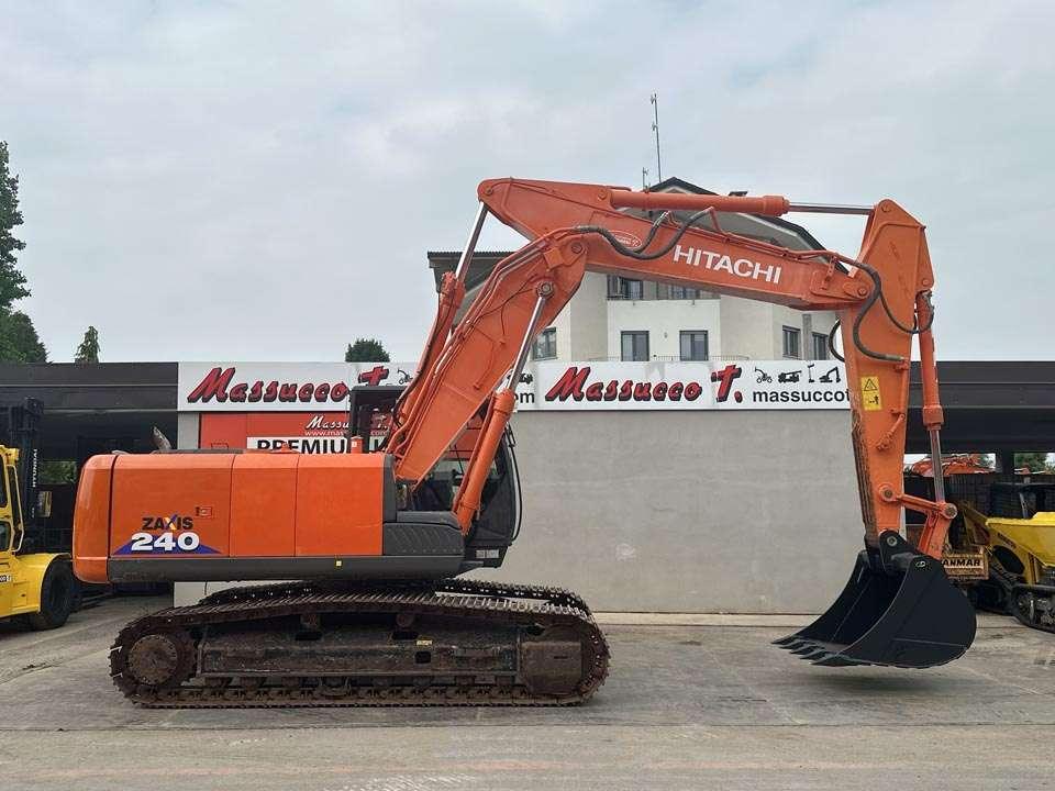 Hitachi ZX240N-3 Photo 22