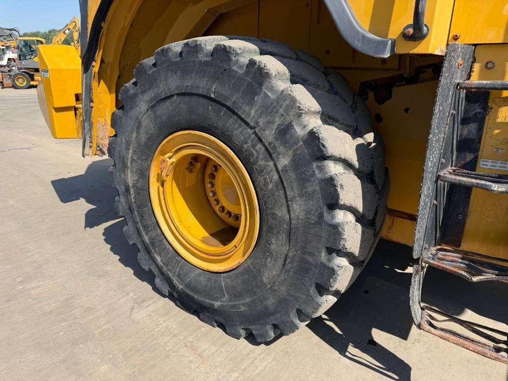 Caterpillar 972M Photo 26