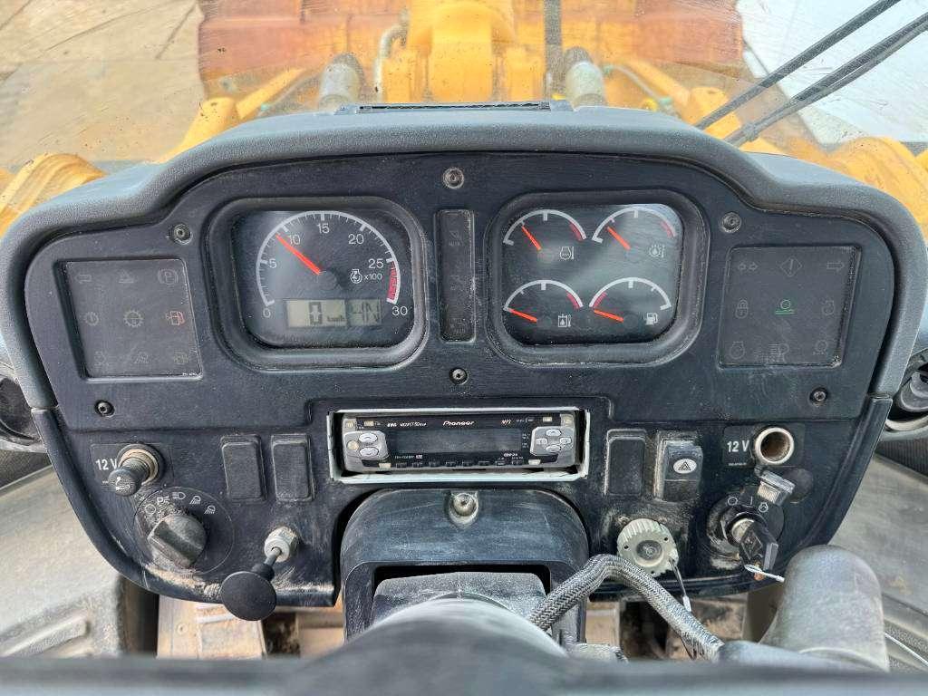 Caterpillar 972H - Good Tyres / Quick Coupler Photo 11