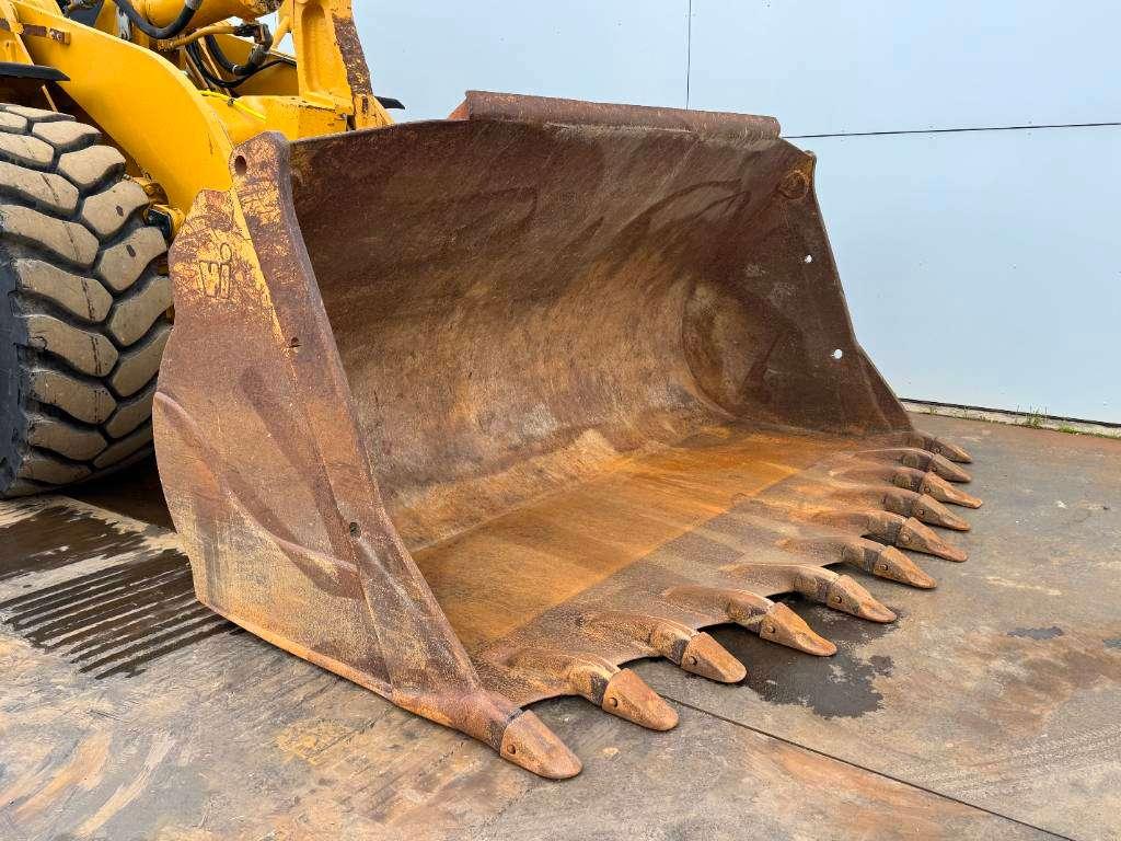 Caterpillar 972H - Good Tyres / Quick Coupler Photo 16