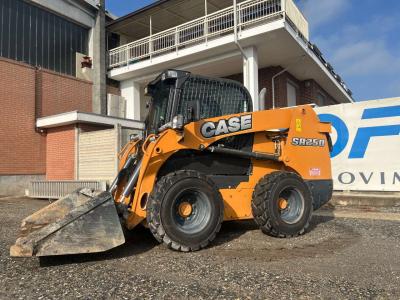Case SR250 en vente par Dofra Srl