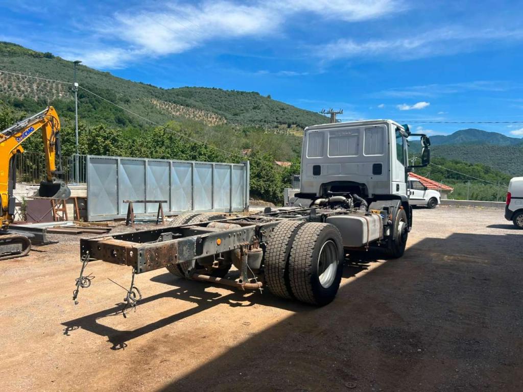 Iveco EUROCARGO 180E32 Photo 10