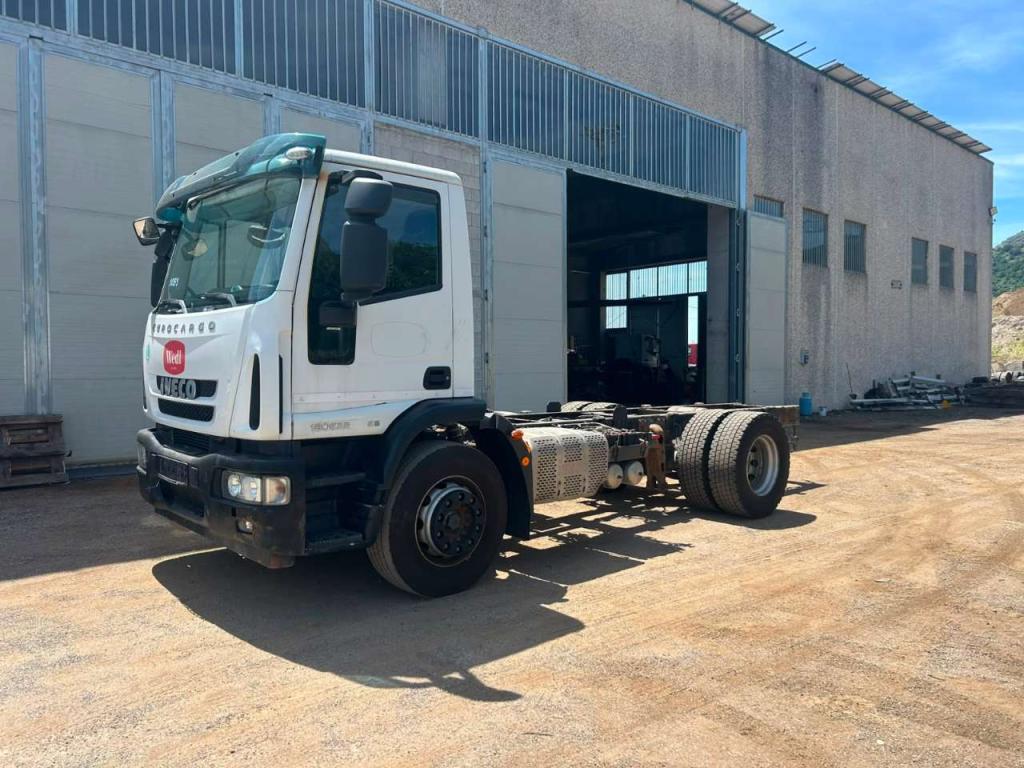 Iveco EUROCARGO 180E32 Photo 8