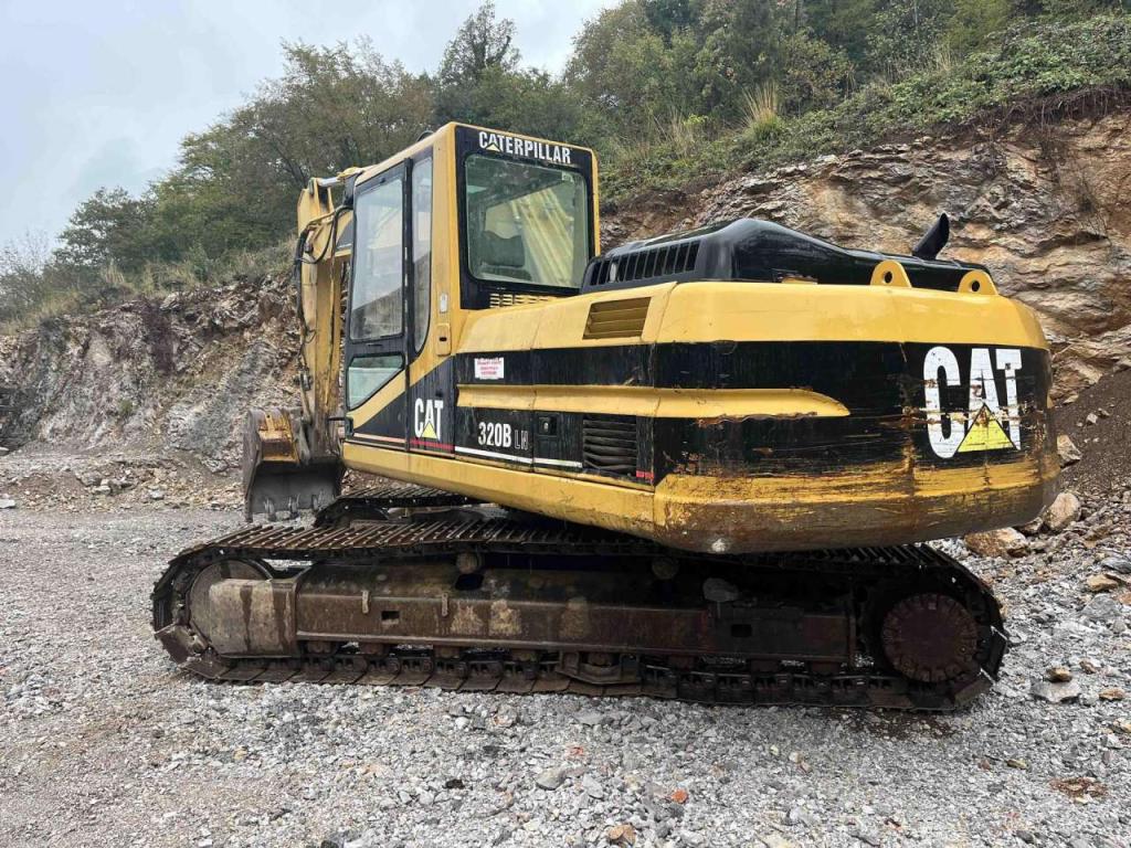 Caterpillar 320B Photo 8