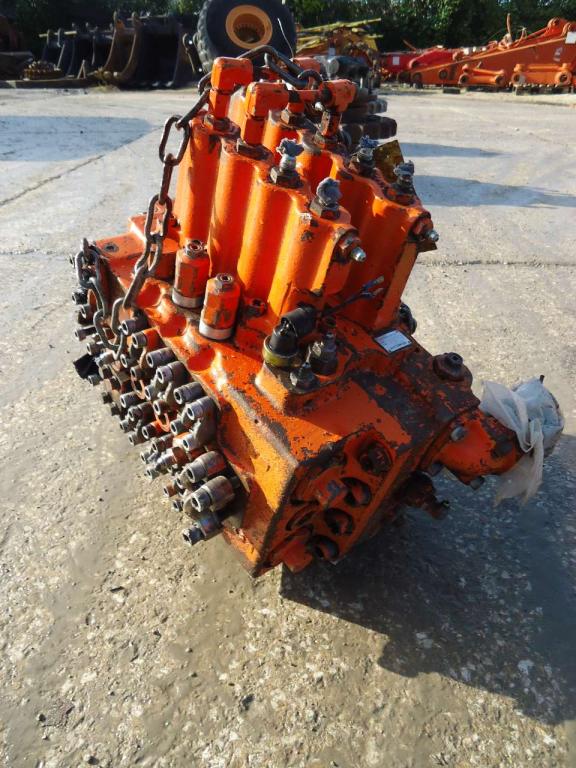 Distributeur hydraulique pour Fiat Hitachi FH200 Photo 3
