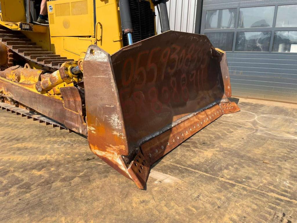 Caterpillar D8R Photo 6