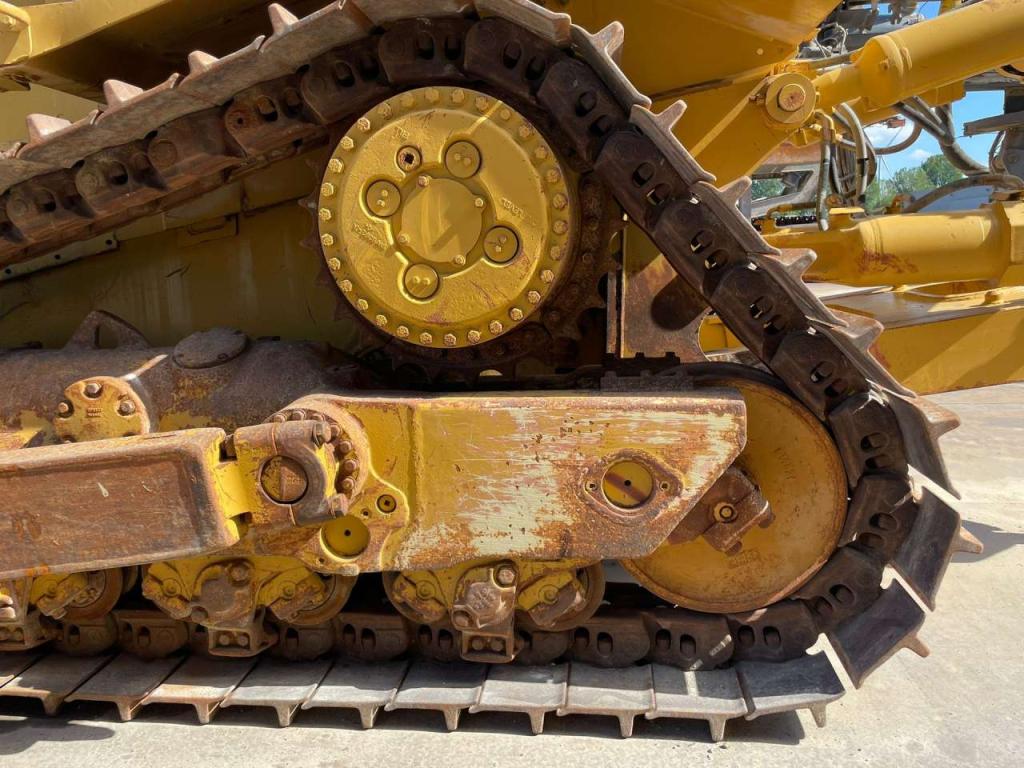 Caterpillar D8R Photo 8
