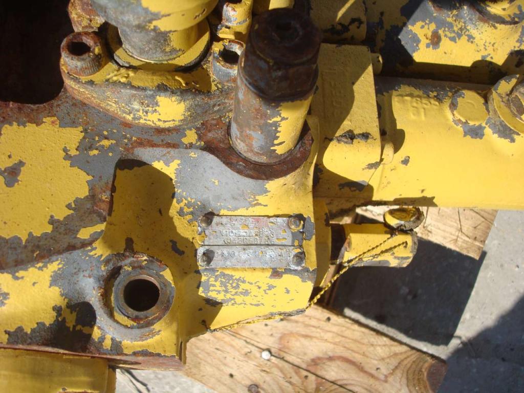 Distributeur hydraulique pour Benati 25SB Photo 2