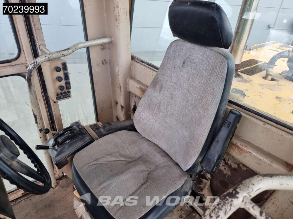 Caterpillar 140 H RIPPER - PUSH BLOCK Photo 25