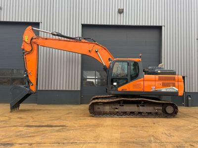 Doosan DX225LC-7 en vente par Big Machinery