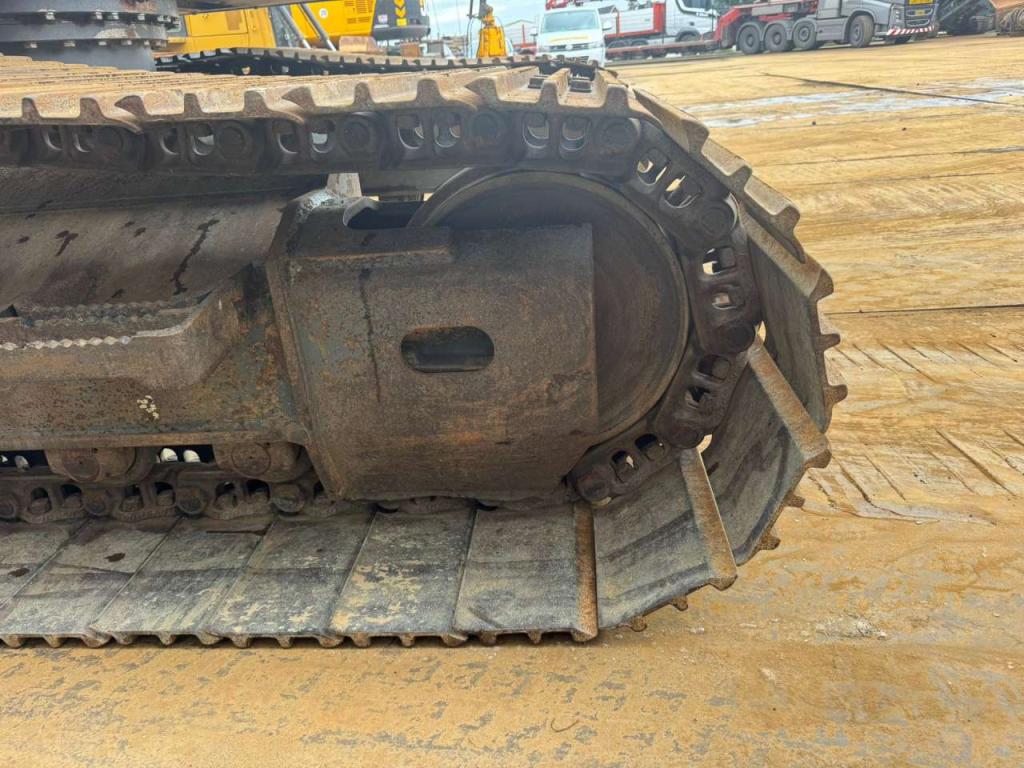 Doosan DX225LC-7 Photo 13