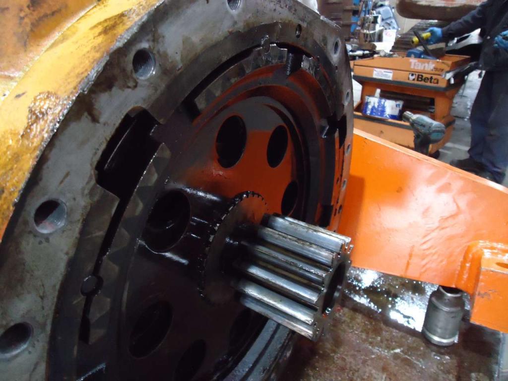 Essieu arrière pour Fiat Kobelco - Fiat Hitachi W270 Photo 3