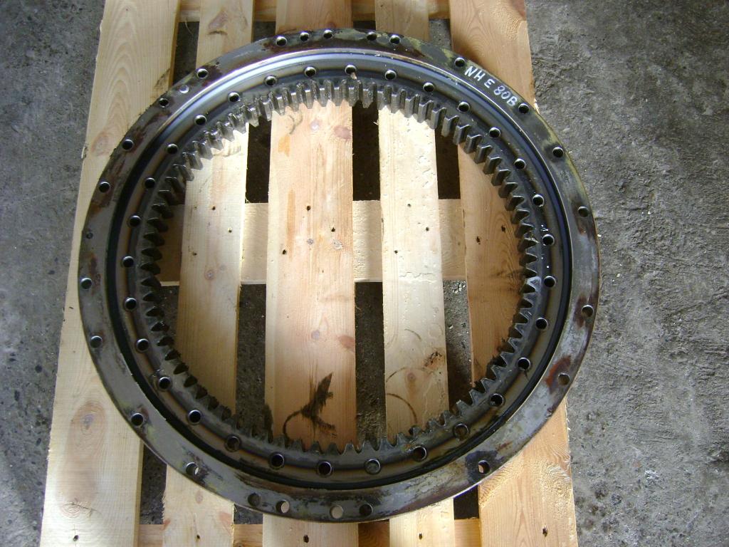 Couronne d'orientation pour New Holland E 80 B Photo 1