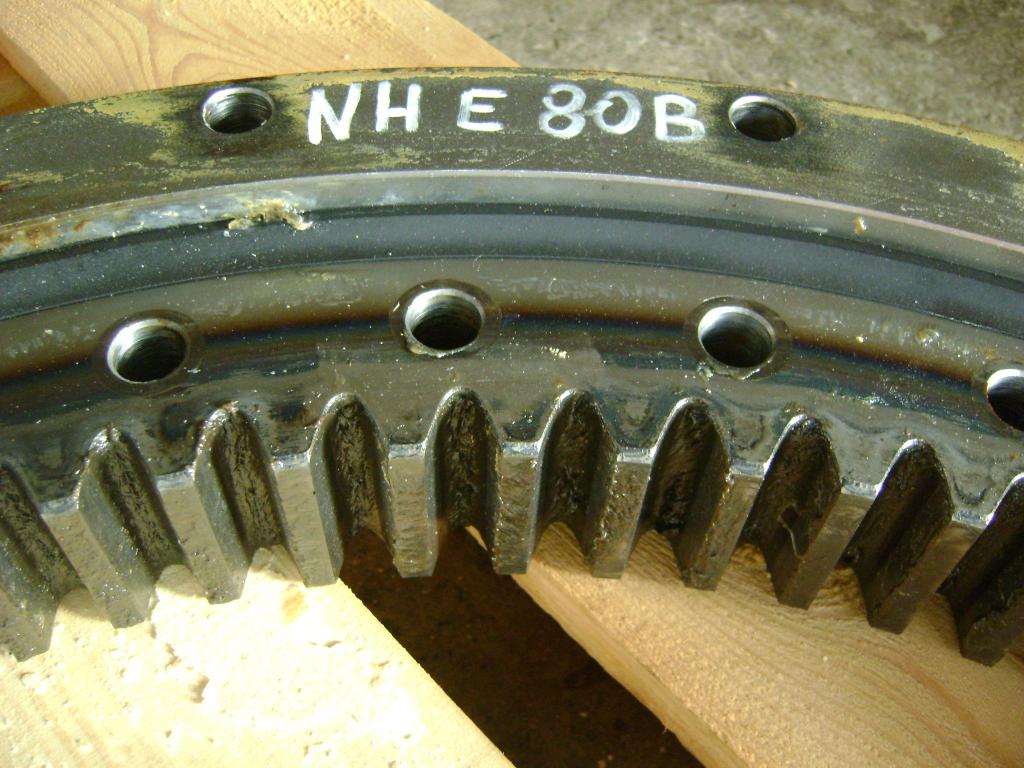Couronne d'orientation pour New Holland E 80 B Photo 2
