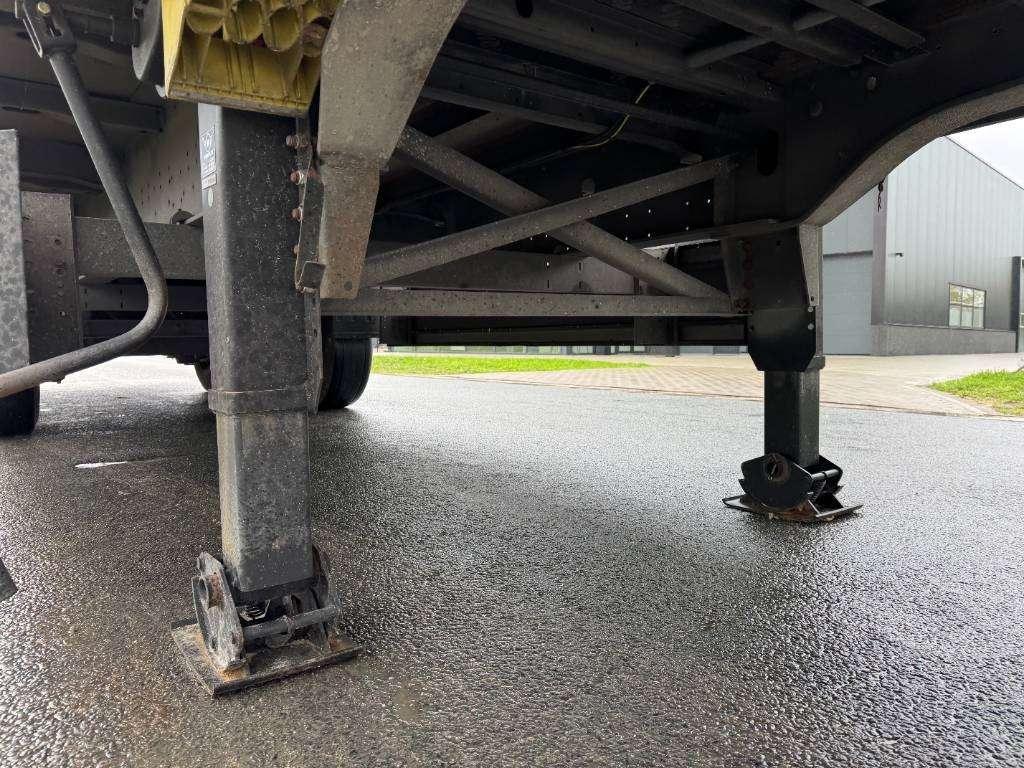 Schmitz Cargobull SCB*S3T Drankentrailer / 3 Axles / Speed Curtain Photo 12