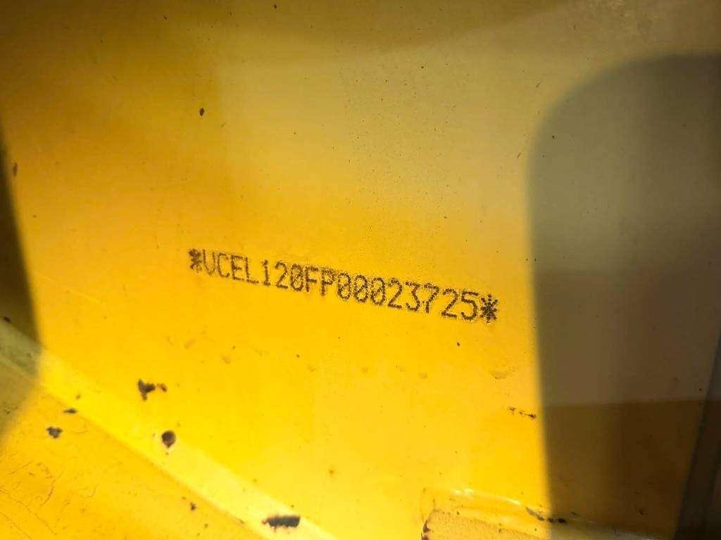 Volvo L120F Photo 9