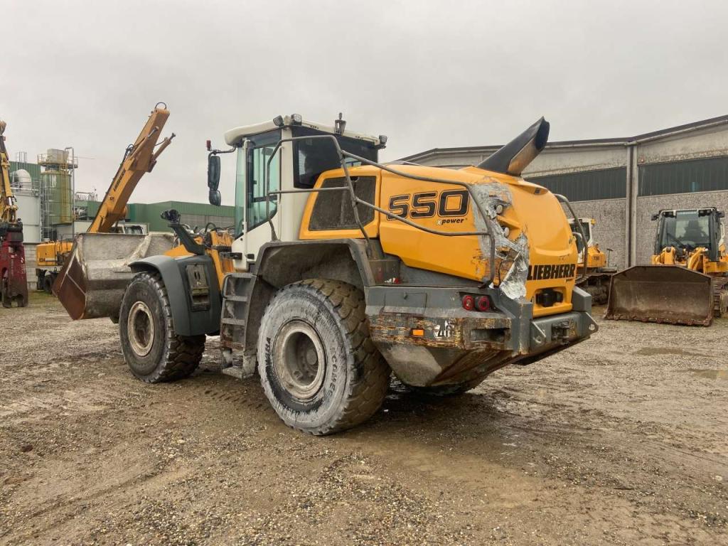 Liebherr L550 Photo 3