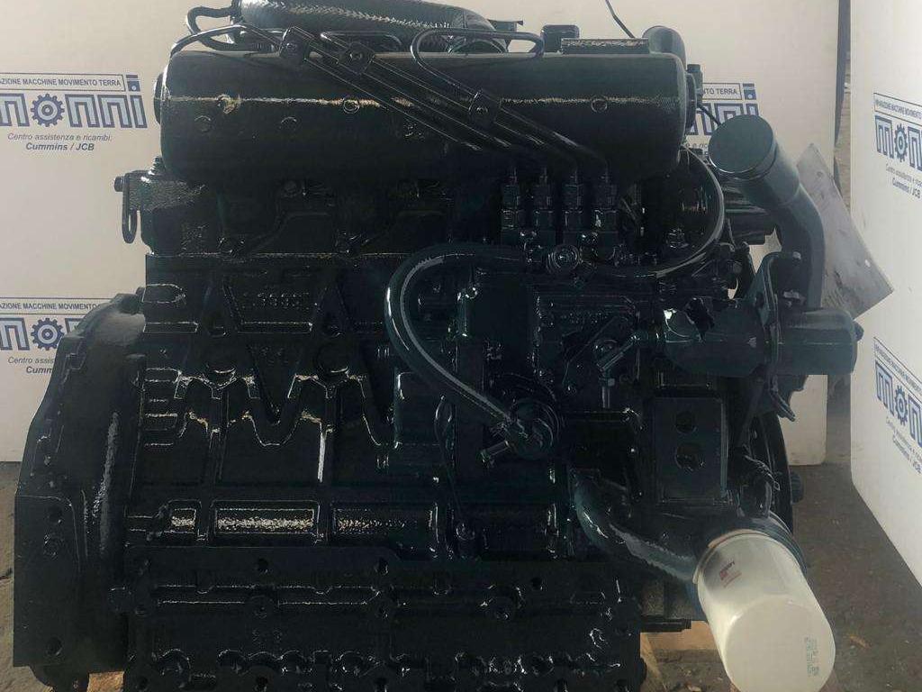 Kubota V2003 Photo 2