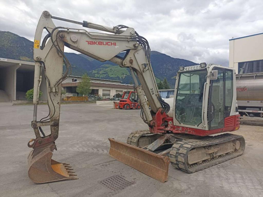 Takeuchi TB 290 Photo 1