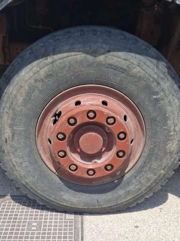 Iveco 330-30 Photo 8
