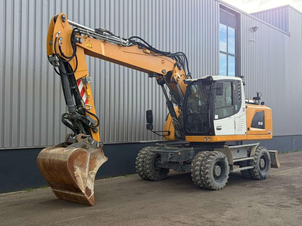 Liebherr A918 Photo 2