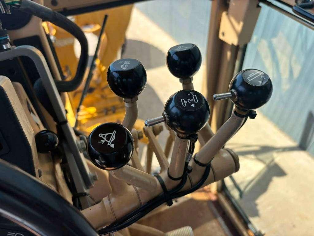 Caterpillar 120 H - CE Photo 29