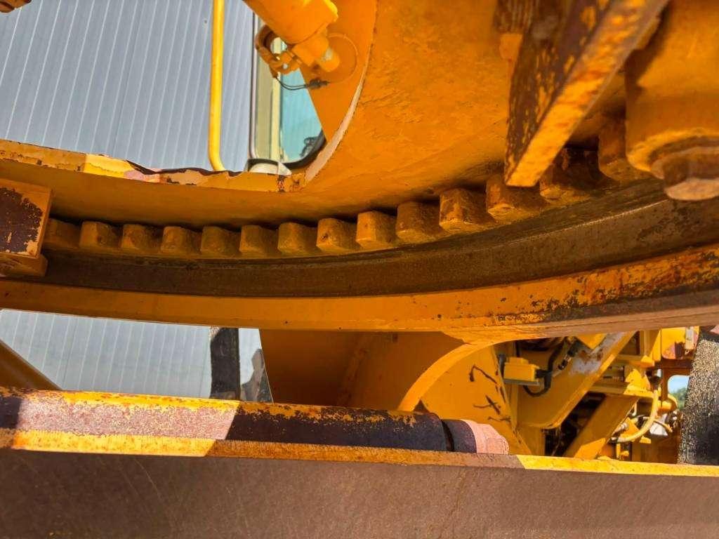 Caterpillar 120 H - CE Photo 8