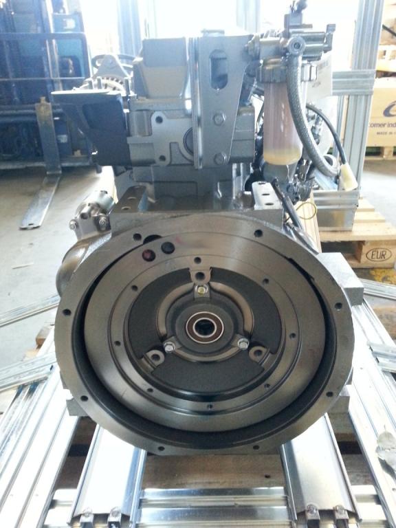 Yanmar 3TNV76 Photo 2