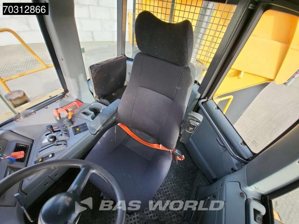 Volvo A30 D Photo 26
