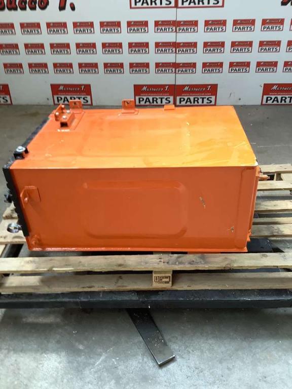 Réservoir de carburant pour Hitachi ZX135US-7 Photo 3